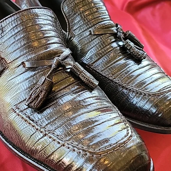FOOTJOY Genuine Alligator sz10.5 Handmade Tassel Loafer EXCELLENT COND
